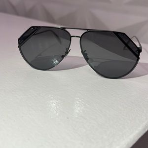 Alexander McQueen unisex sunglasses